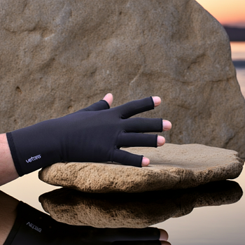 Infrared Black Fingerless Gloves – Circulation Boost and Pain Relief